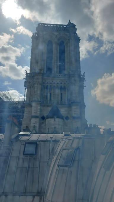 Duplex Notre-Dame De Paris Apartment Luaran gambar