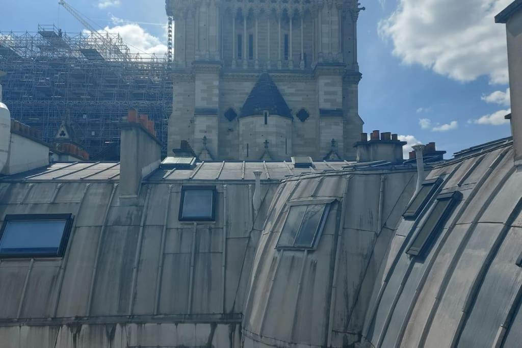 Duplex Notre-Dame De Paris Apartment Luaran gambar